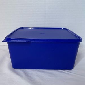 Tupperware Double Deep Quartet Square A Way Container / 5 Liter Blue